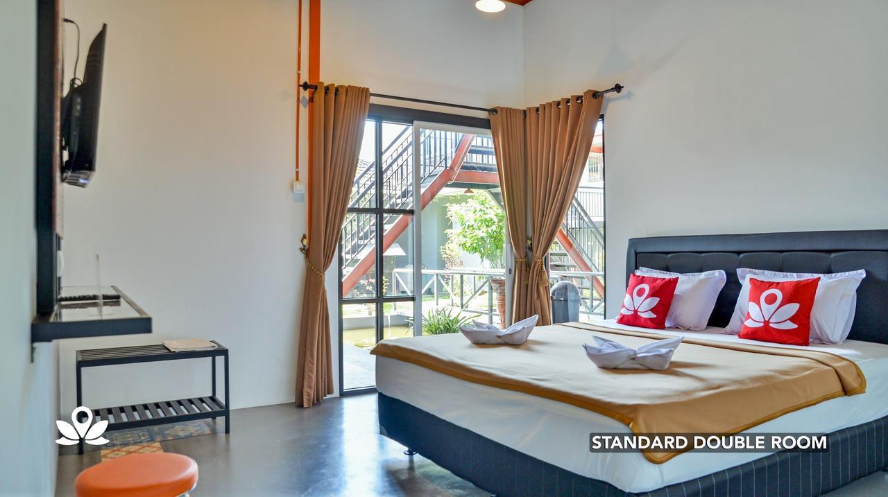 Ndalem Sorogenen Guesthouse Yogyakarta Eksteriør bilde